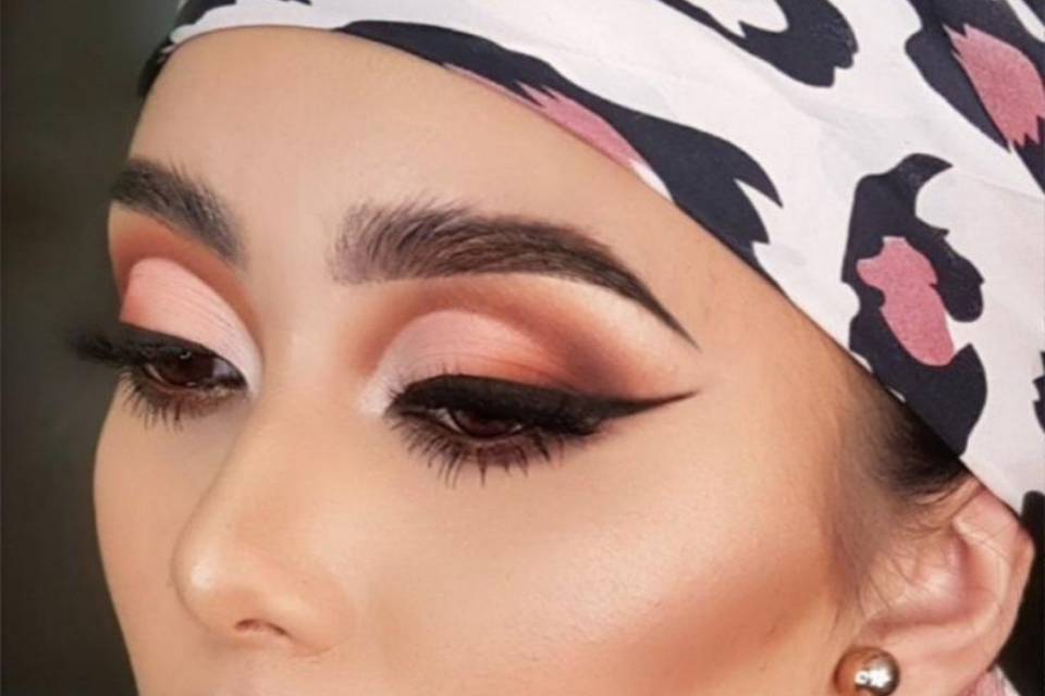 Cutcrease