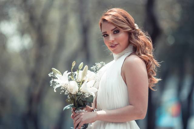 Maquillaje y Peinado Novia