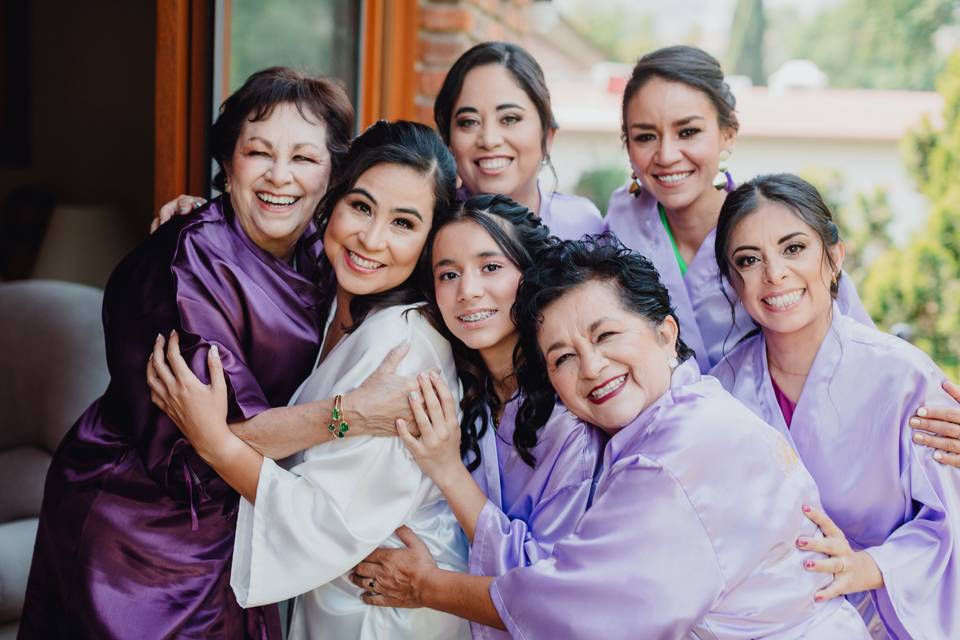 Maquillaje y Peinado Invitadas