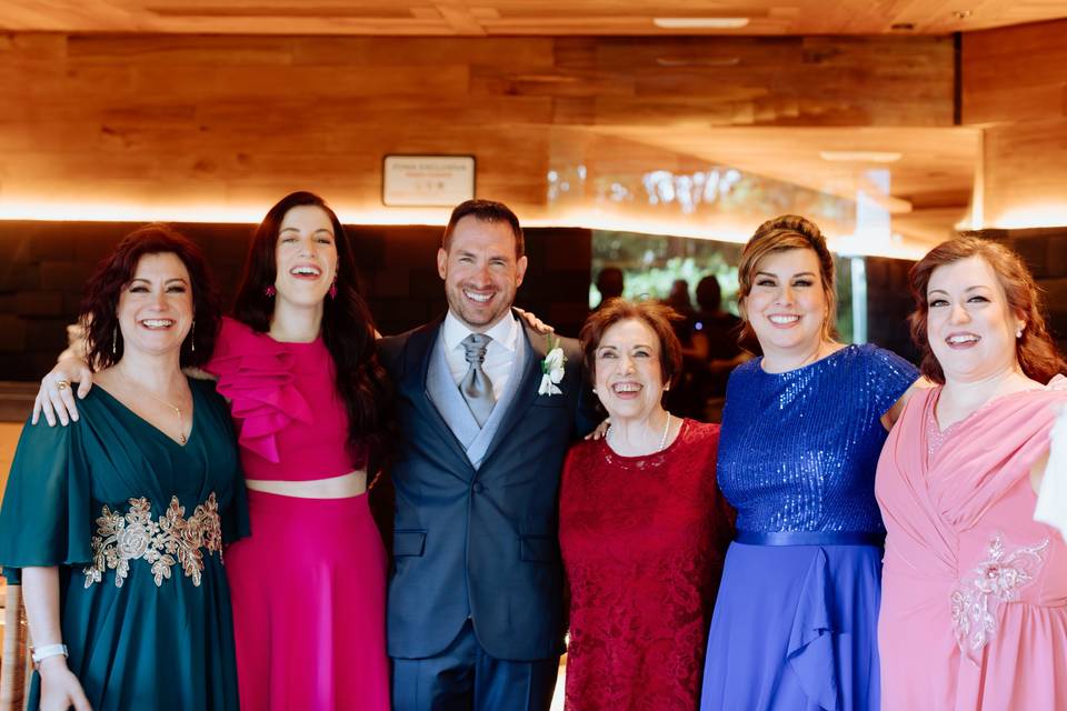 Maquillaje y Peinado Invitadas