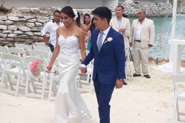 Cinthya y Gerardo Hard Rock