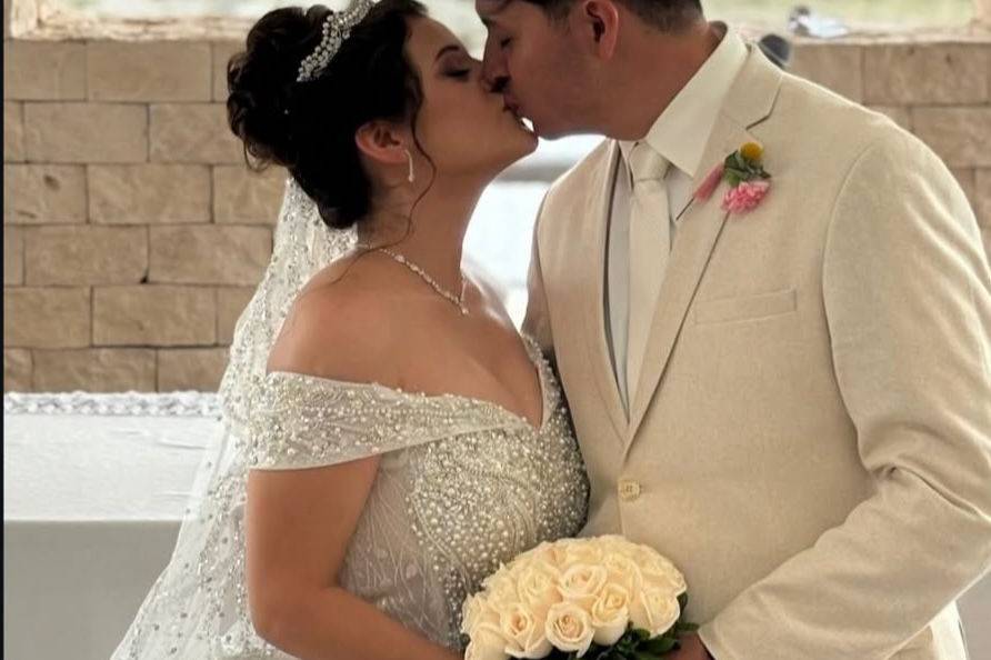 Gaby y Erick HRRM