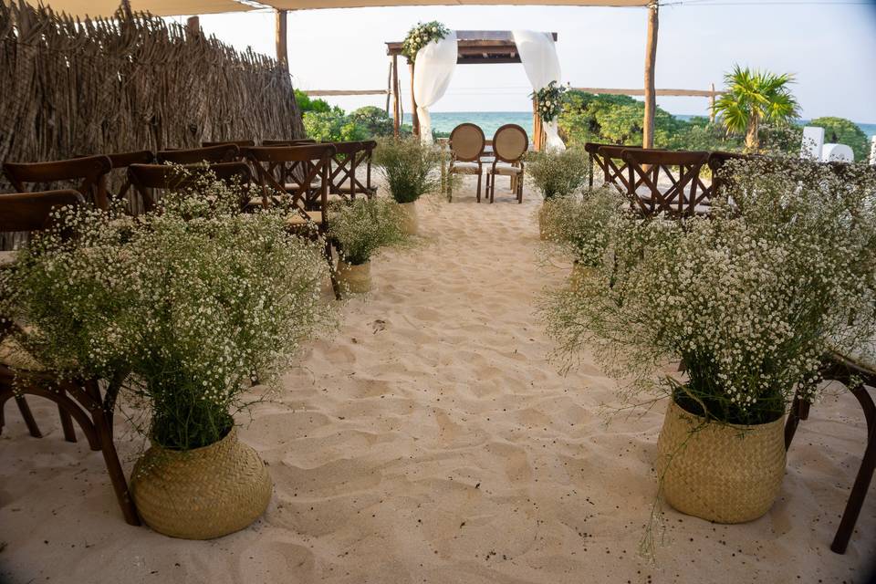 BEACH WEDDINGS