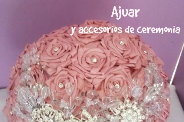 Ajuar y Accesorios de Ceremonia