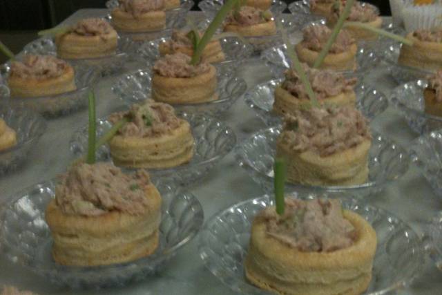 Canapés de atún o salmón