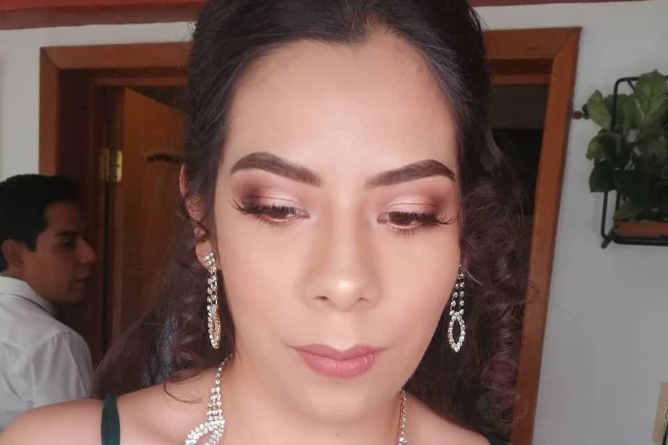 Maquillaje social