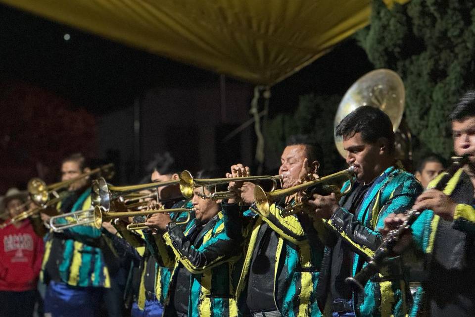 Banda Clave Morelense