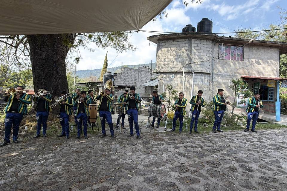 Banda Clave Morelense
