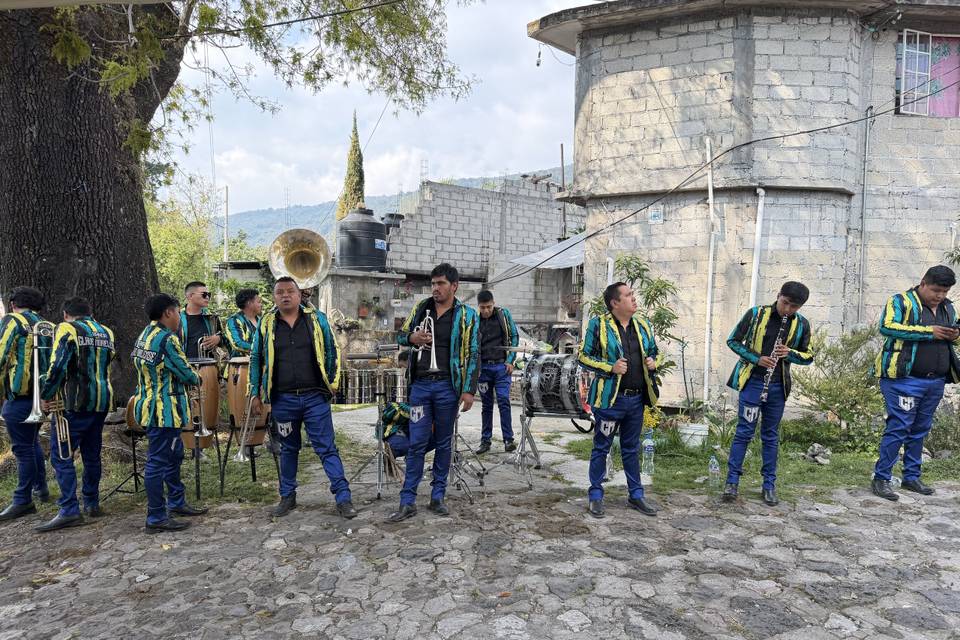 Banda Clave Morelense