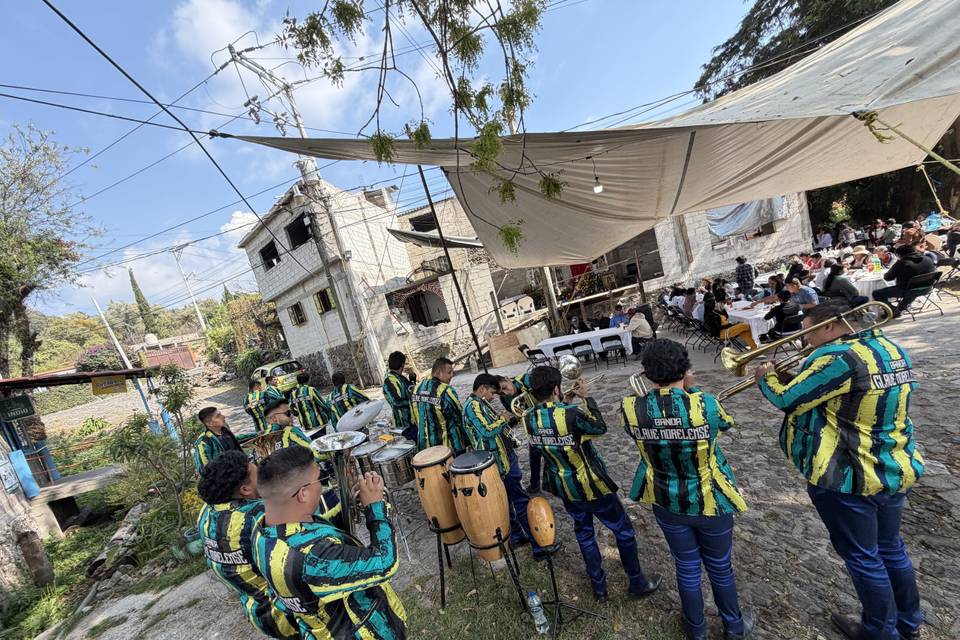 Banda Clave Morelense