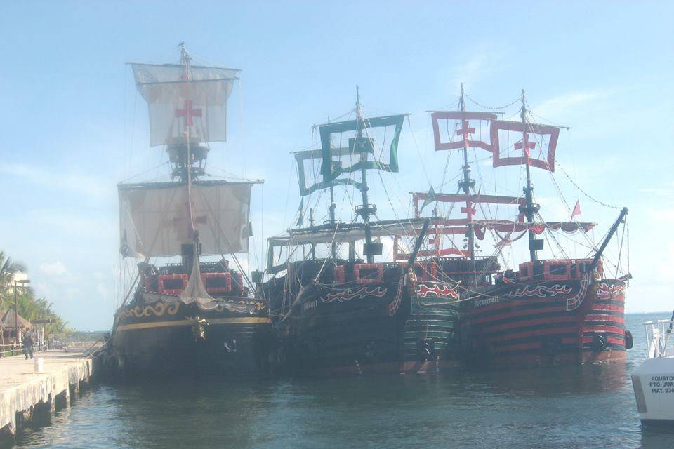 Paseo barco pirata