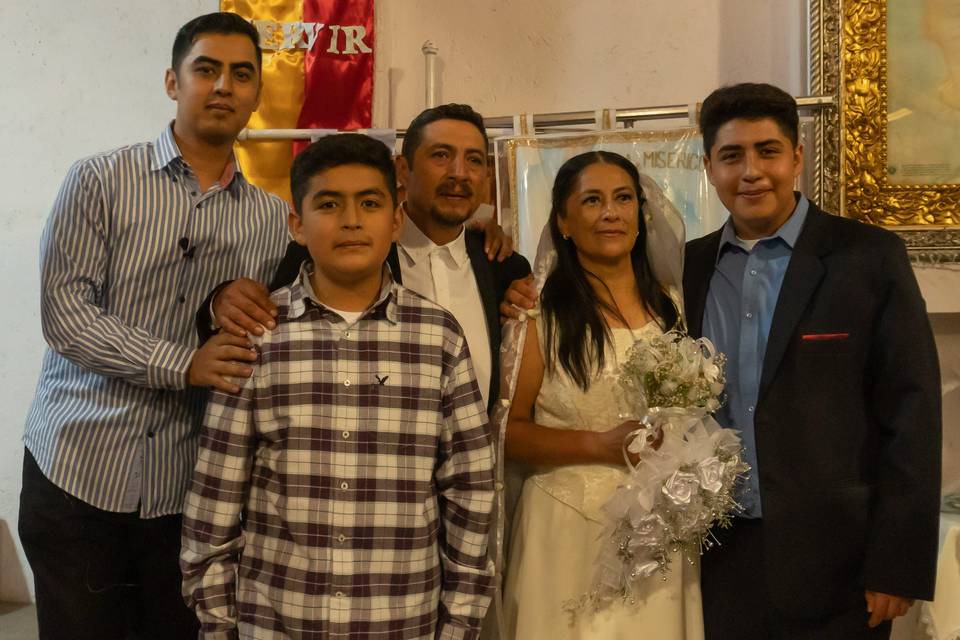 Foto novios e hijos