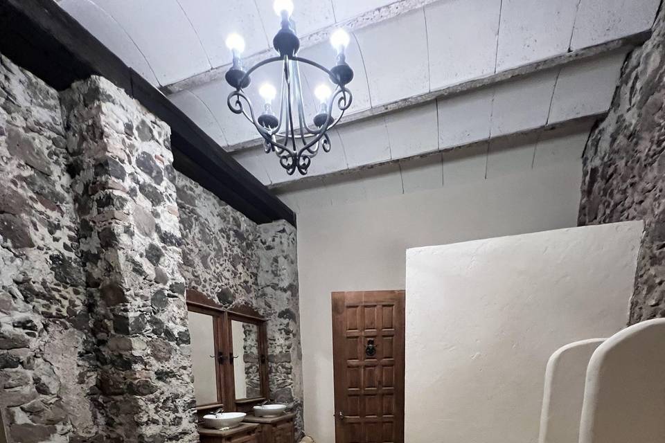 BAÑO H