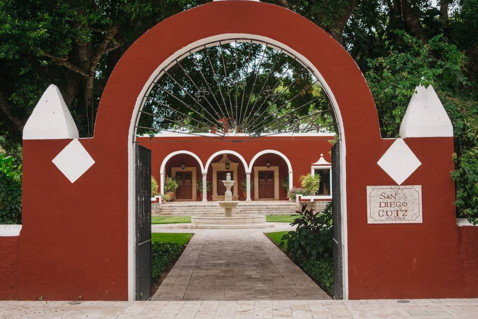 Hacienda San Diego Cutz