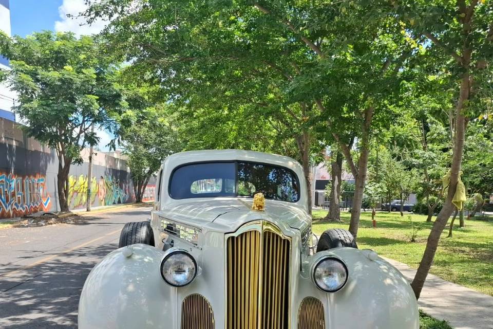 Packard 1940