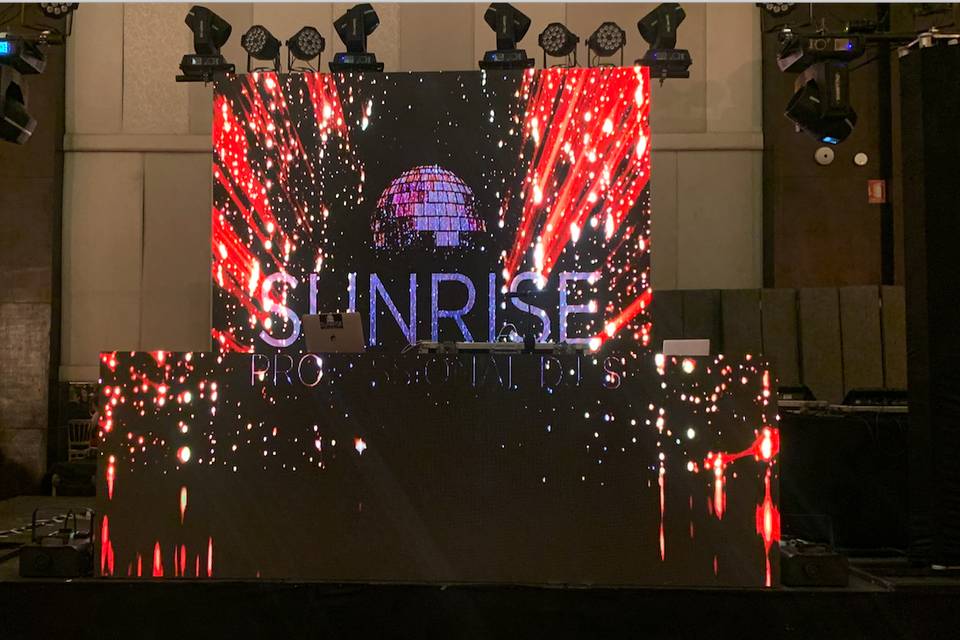 Sunrise profesional DJ's