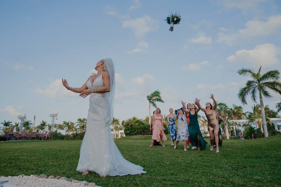 Bridesmaids session
