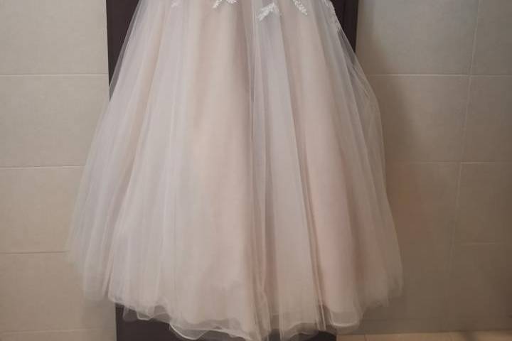 Vestido talla 4, color ivory