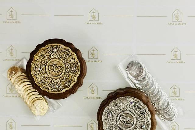 Estuche de madera para arras