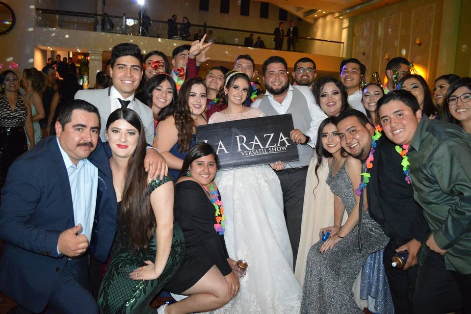 La Raza Versátil Show