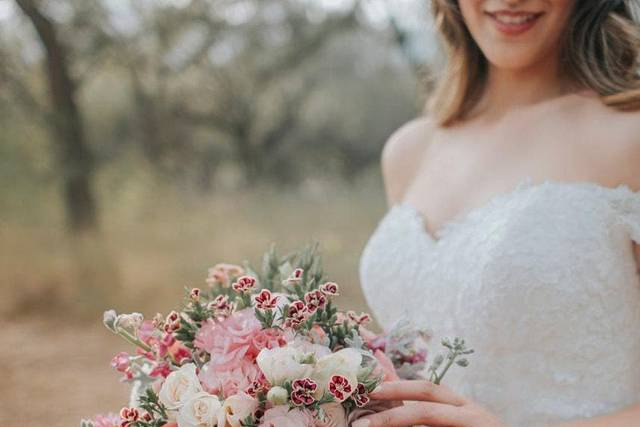 Elsy Zavala Bodas, Flores y Eventos