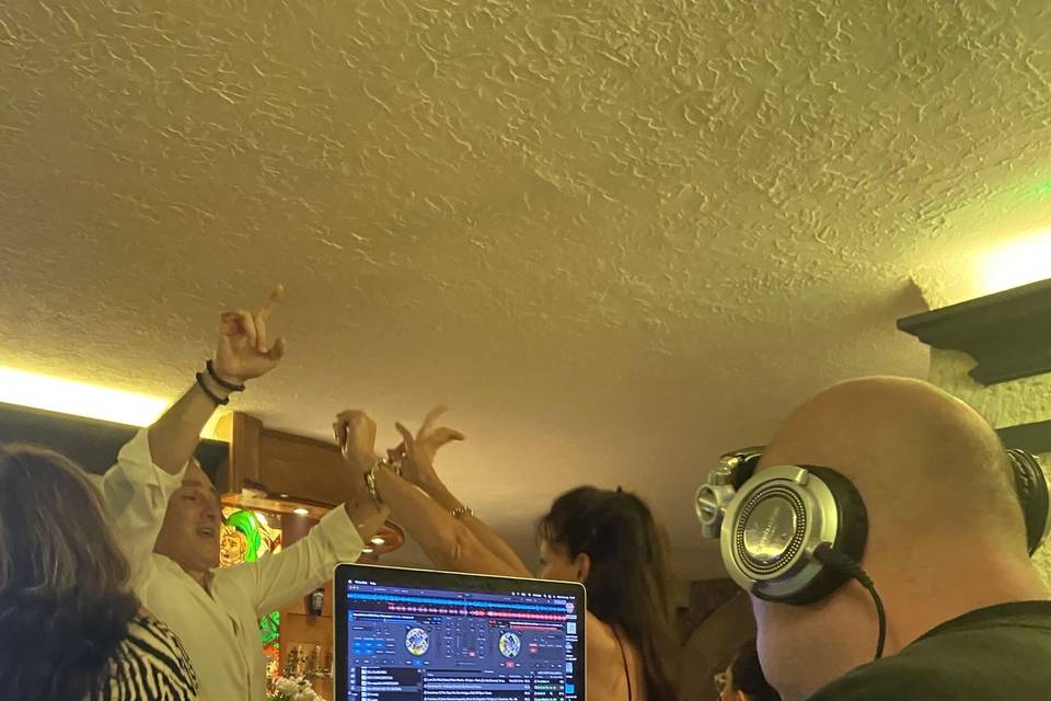 Dj Xtratego