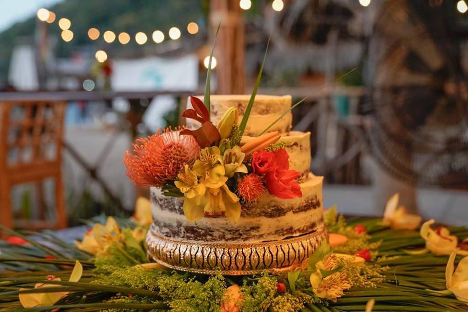 Pasteles con flores naturales