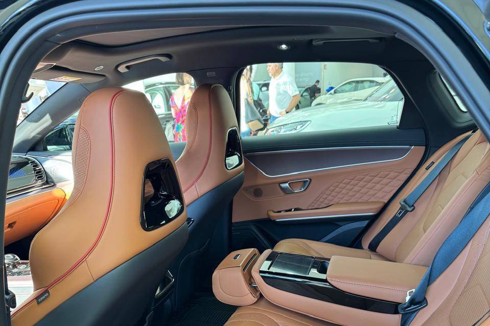 BYD HAN 2025 INTERIOR 2