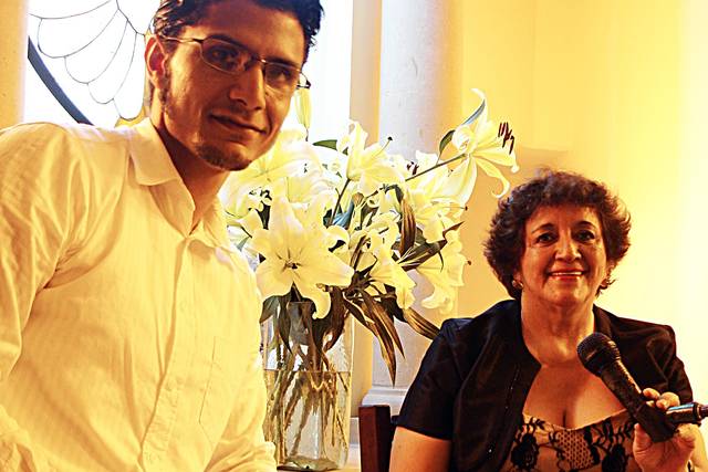 Paquete 2: tecladista y soprano