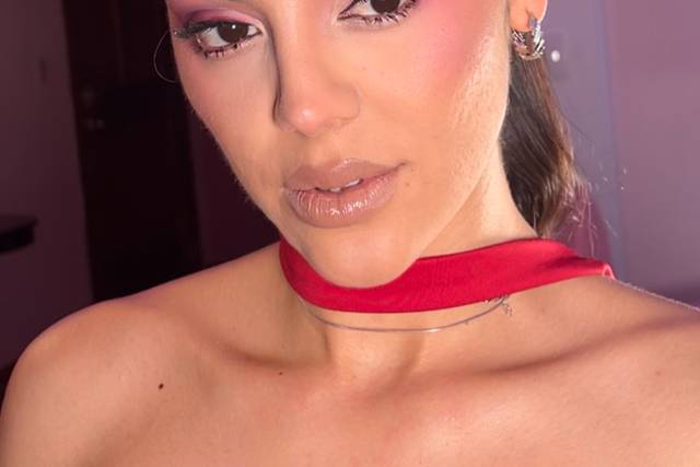 SOCIAL MAKEUP