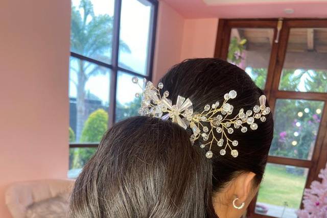 Glam room & makeup studio
