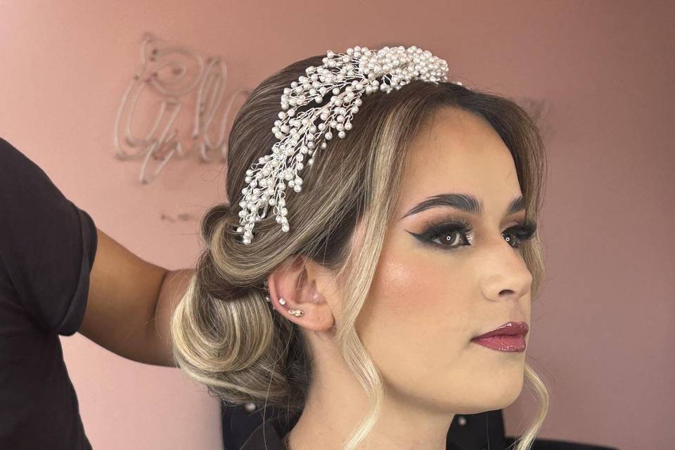 GLAMROOM