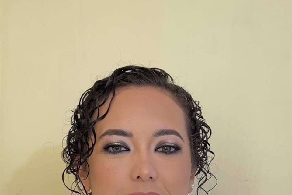 Glam room & makeup studio