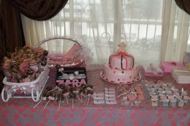 D'lyzia Candy Bar