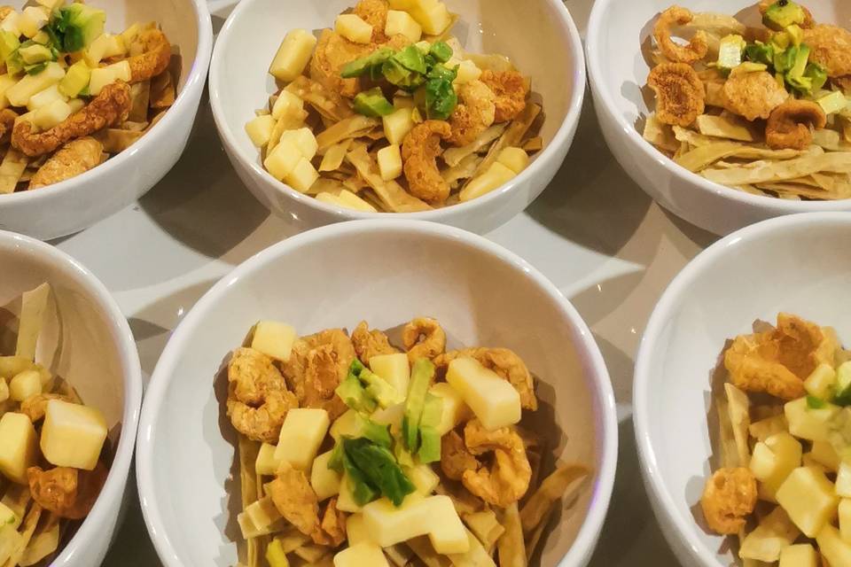 Montaje sopa azteca