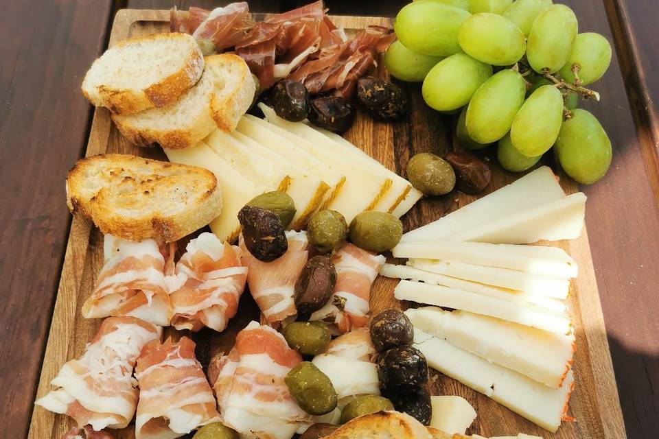 Tabla de charcuteria italiana
