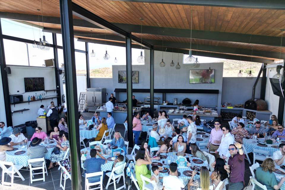 Evento matutino en terraza