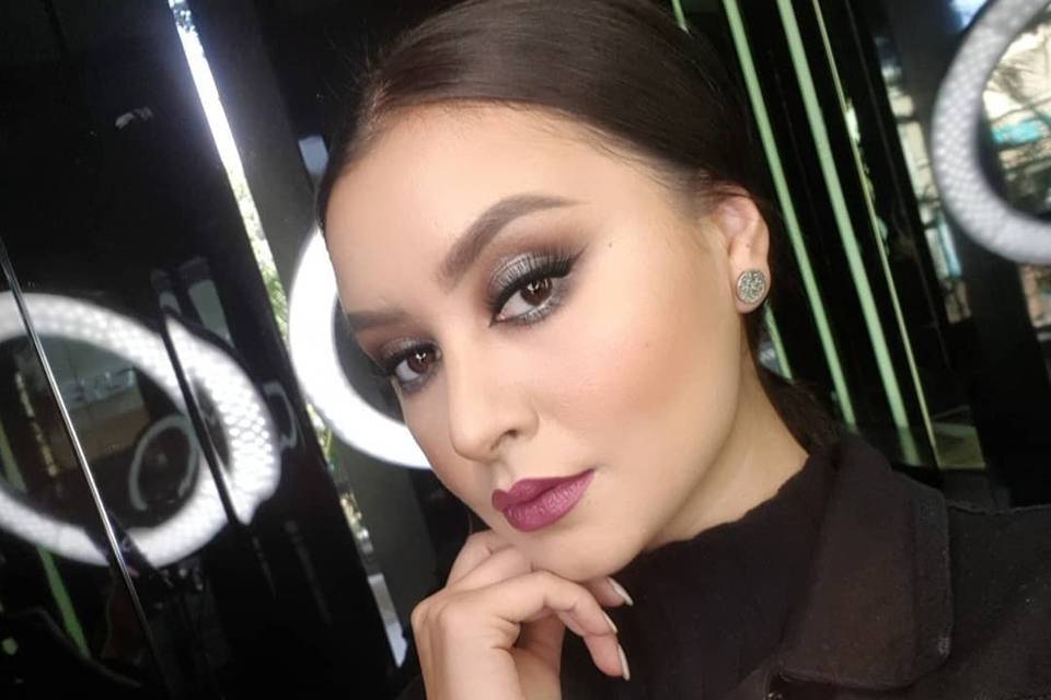 Dulce Rivera Makeup