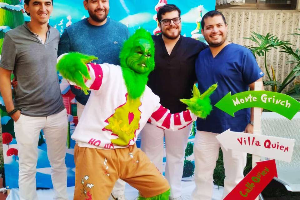 El Grinch!! en Digan Shots