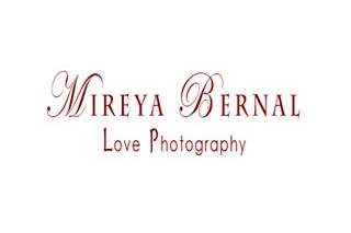 Mireya Bernal Fotografía logo