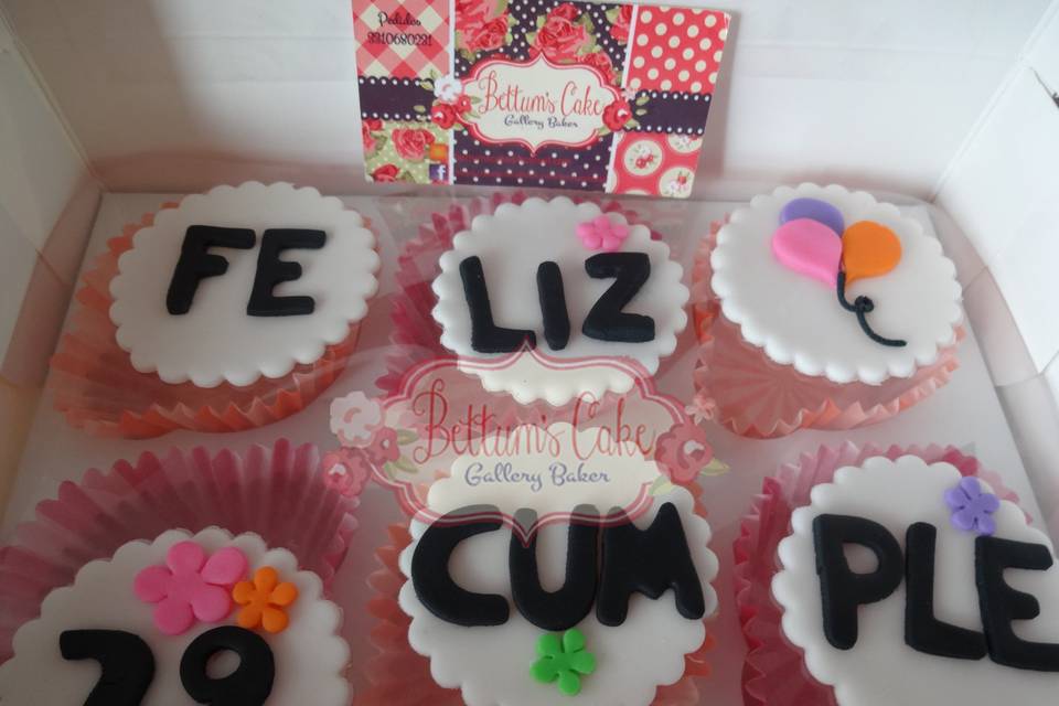 Cupcakes de cumpleaños