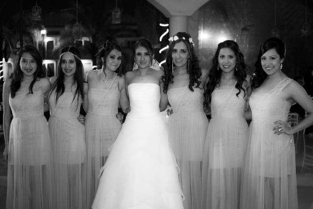 Damas con novia