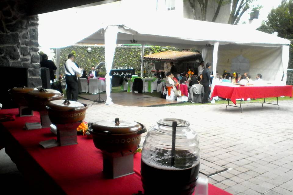 Carpas, mobiliario, buffet