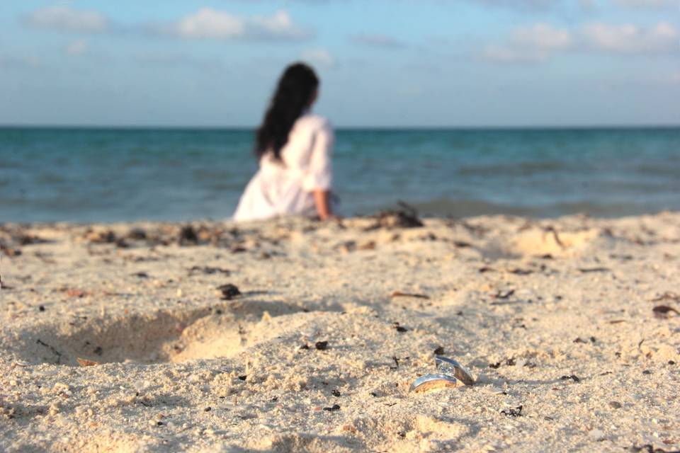La novia en la playa