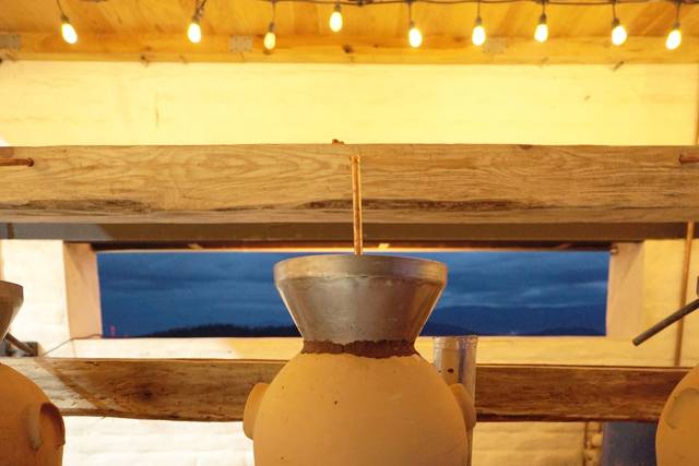 Destilación en olla de barro