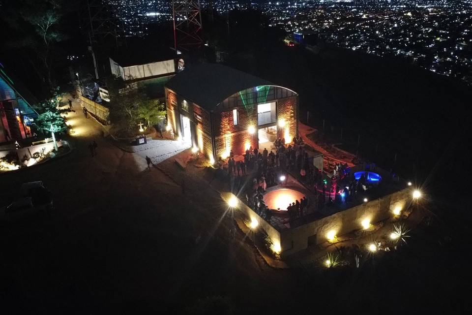 Palenque urbano noche