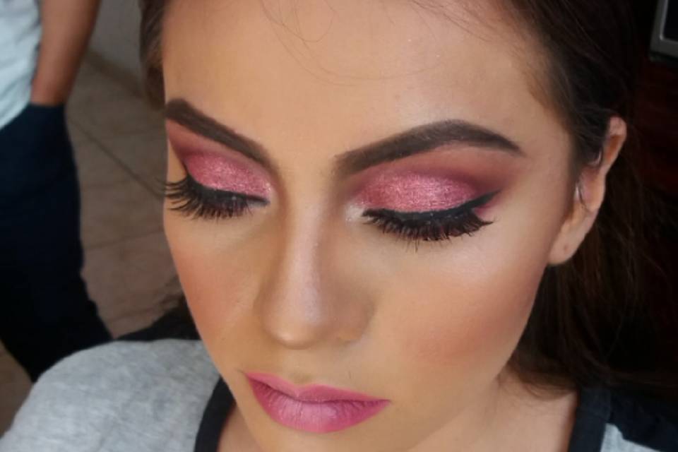 Galaz Makeup Studio