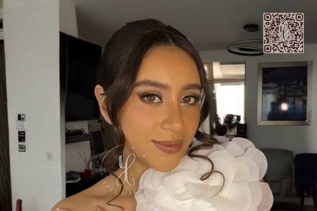 Yael Makeup