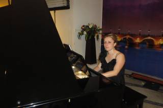 Noemí Pianista