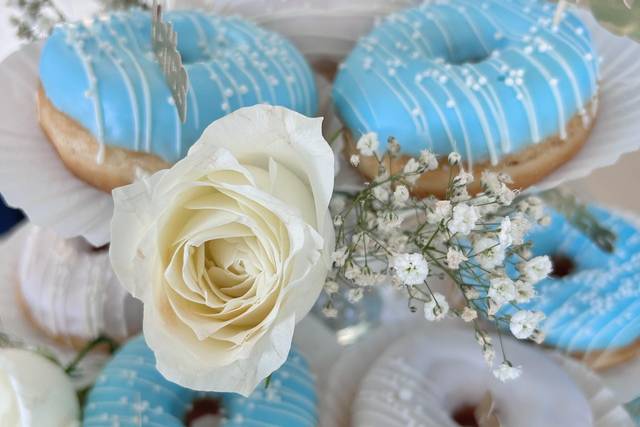 Torre de donas floral